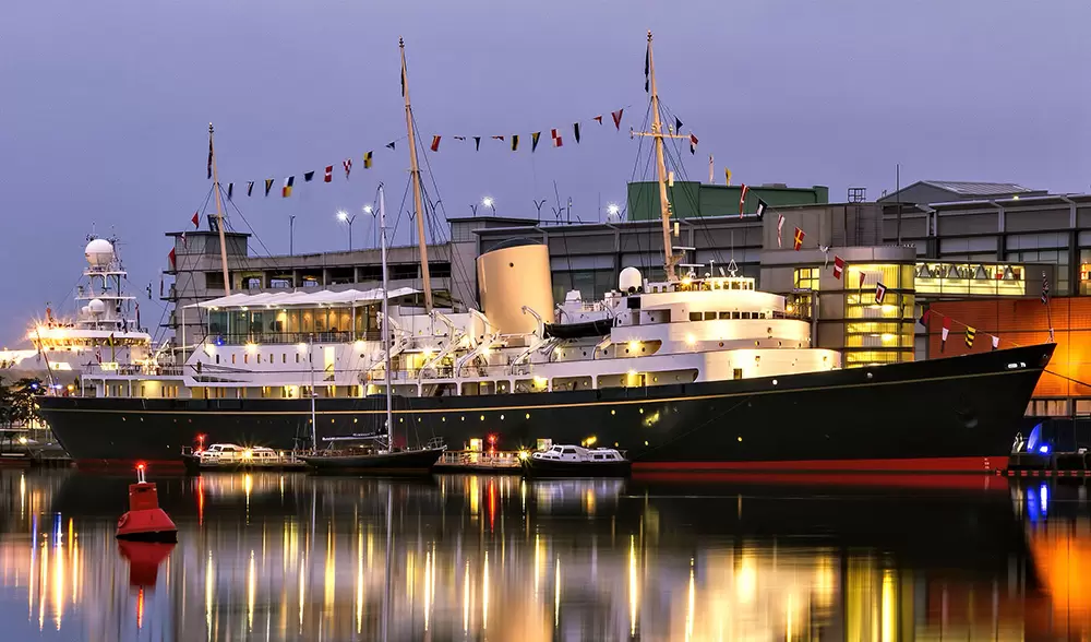 La vie de luxe à travers les yeux de la royauté : le yacht royal Britannia